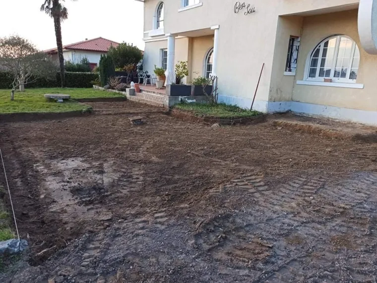 Terrassement cours, Bénesse-Maremne, SARL La Paysagerie